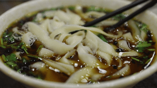 苏州奥灶面精致取巧,邻居陕西臊子面老抢风头,还有河南烩面北京炸酱面