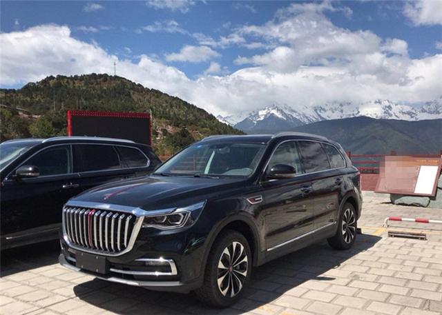 国产豪华中大型suv红旗hs7再次亮相霸气十足配30t的v6发动机