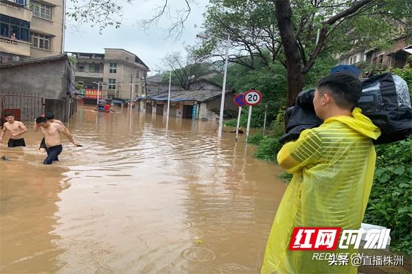 不忘初心牢记使命醴陵市融媒体中心践行四力讲好抗洪故事