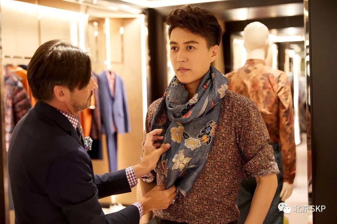 etro丨带你揭秘靳东在米兰的花路之旅