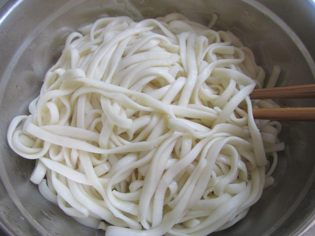 入伏吃面2步就做好无油烟不油腻吃了一碗又一碗赶紧试试