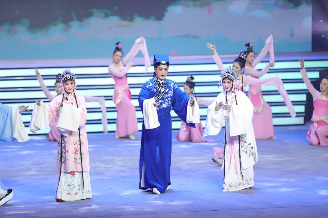 三对演员共唱锡剧《珍珠塔》(高清视频)