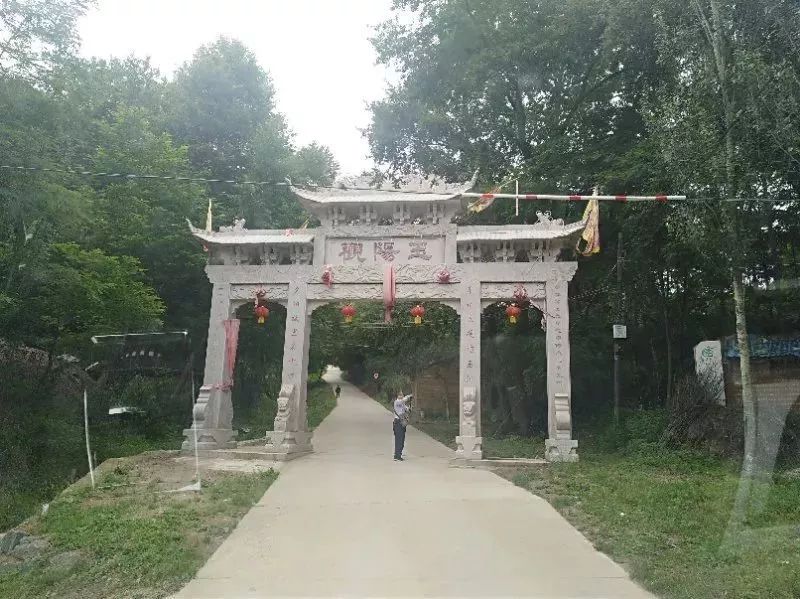 畅游藉原一六月二十九日的出行,可以说是畅游,从天水出发,到关子流水