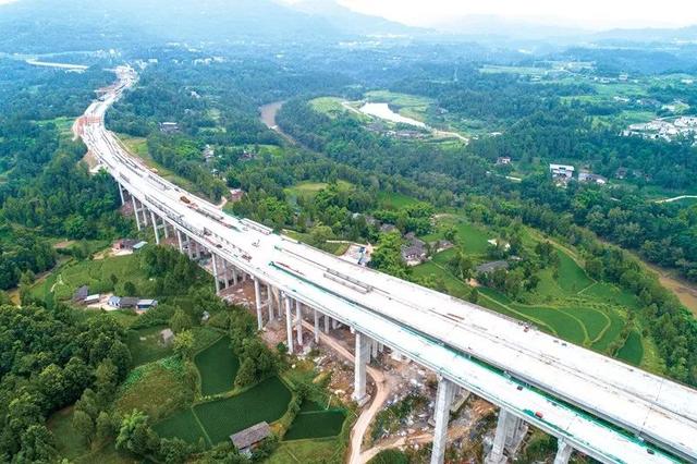 最新!巴万高速巴中段力争8月底前完成主线通车