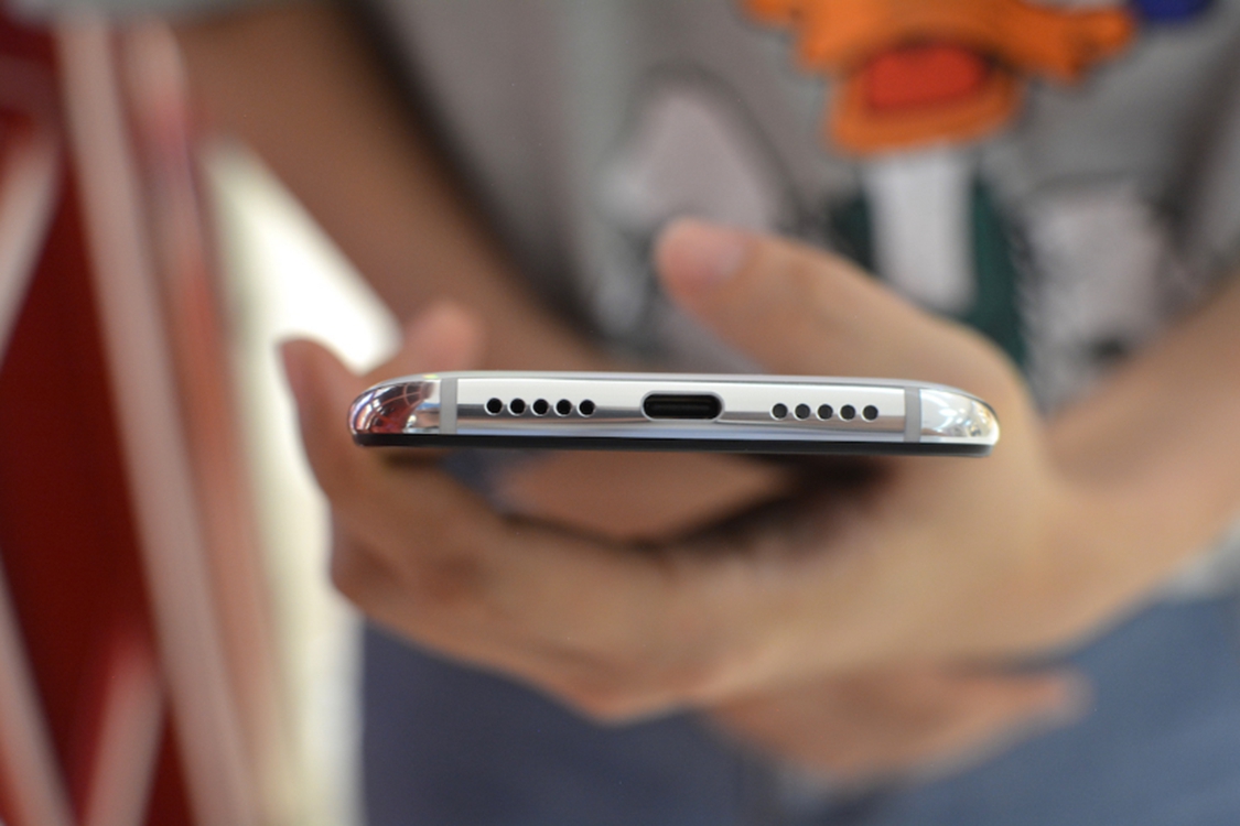 原创小米cc9评测美女深度体验感受