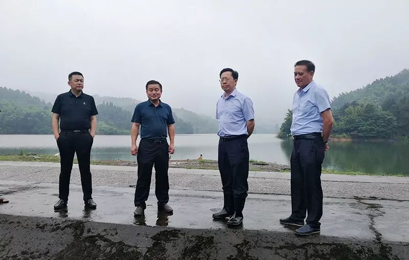 微洪江|李激扬来我市检查督导防汛工作