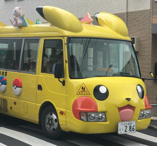 日本皮卡丘版校车,能坐这个车上学的孩子一定很幸福,好想做啊