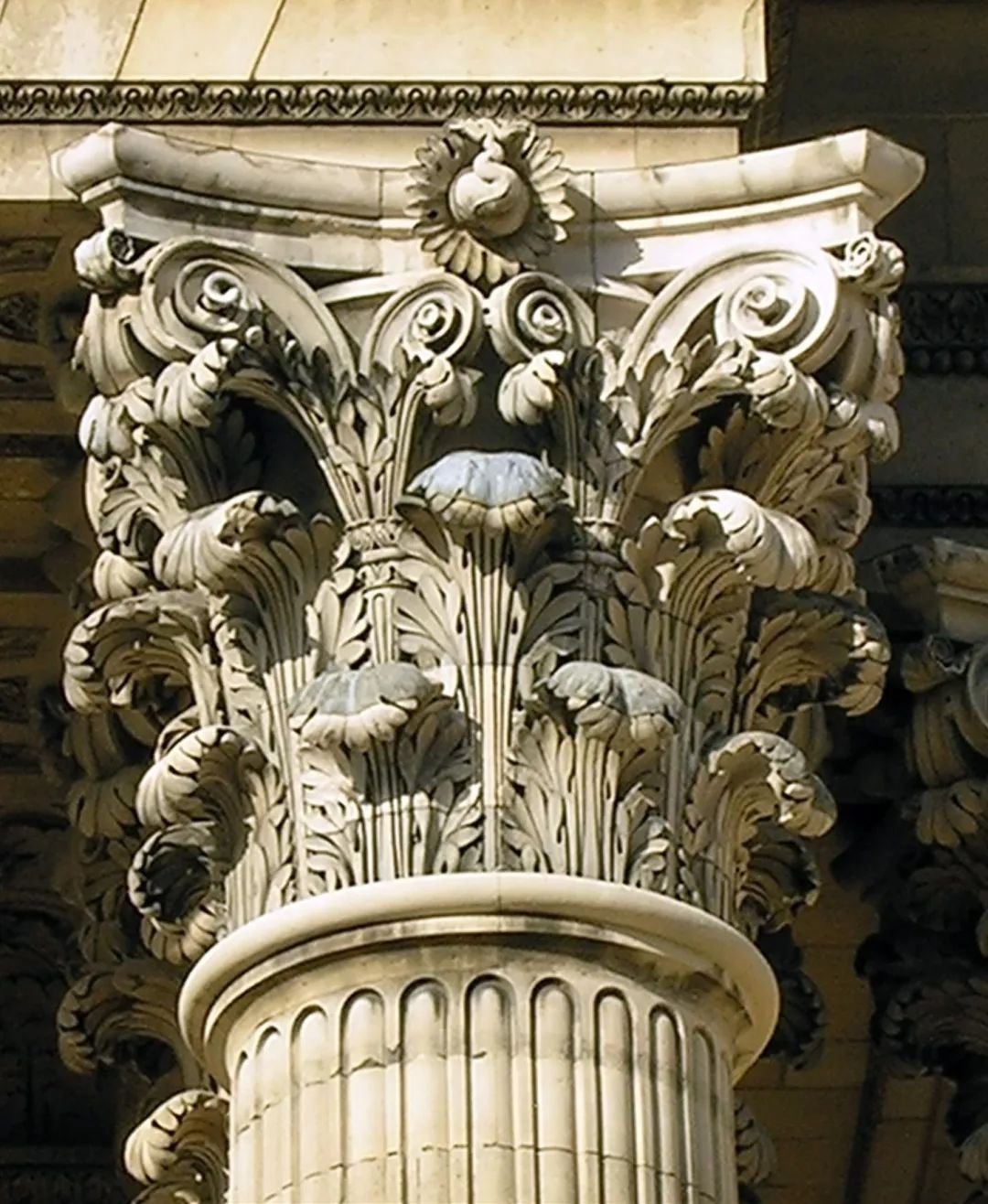 从拜占庭风格,哥特式风格到文艺复兴风格,茛苕叶几乎是所有古典风格中