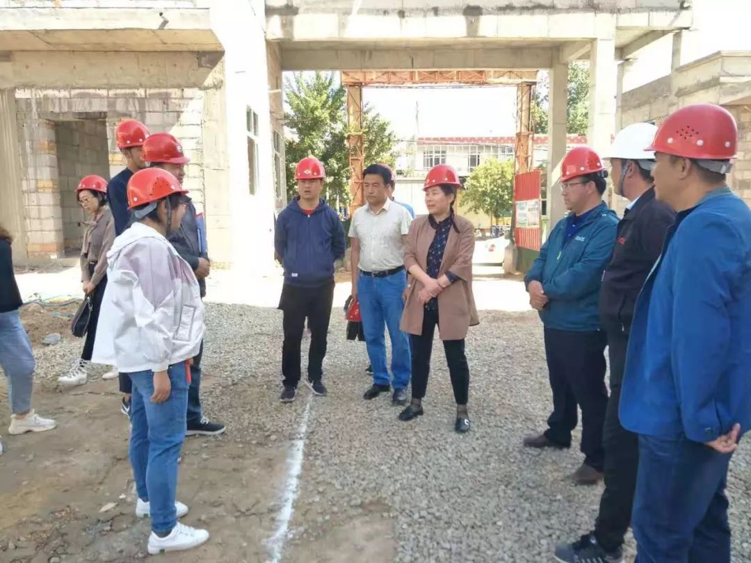 7月 11 日,省教育厅纪检组长张纪青一行 4 人