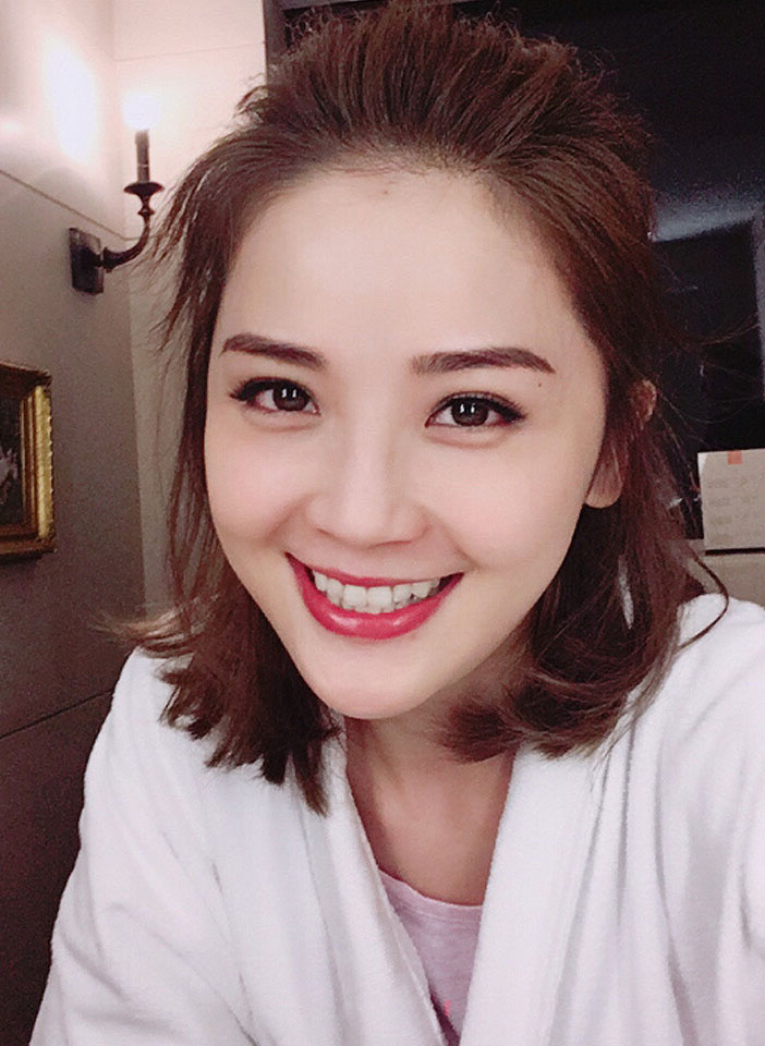 女人脸上有这4个特征会比别人老得慢全中属于典型抗老脸