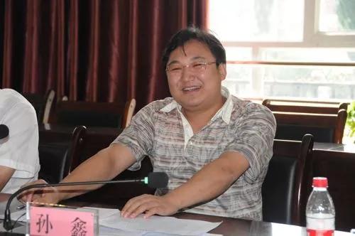廖良生提名新职 据媒体报道,孙鑫同志提名为景德镇市政府副市长人选