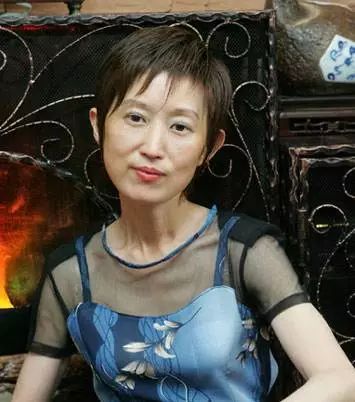 陈染纸片儿赏读