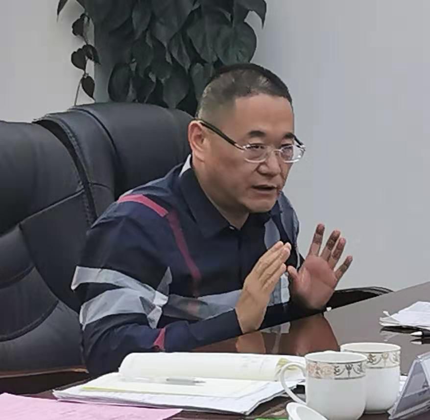 集团公司副总程锐,李小峰到八公司进行调研