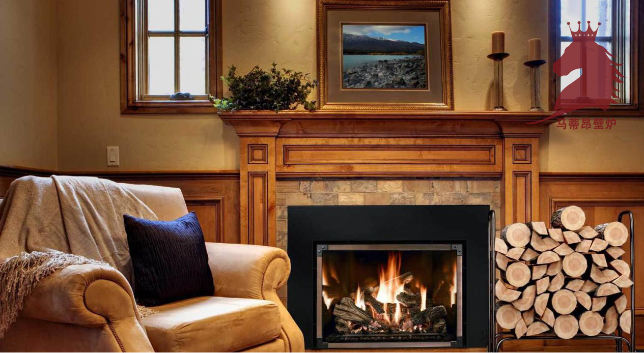 我们日常生活中的常见材料都用在了壁炉周围