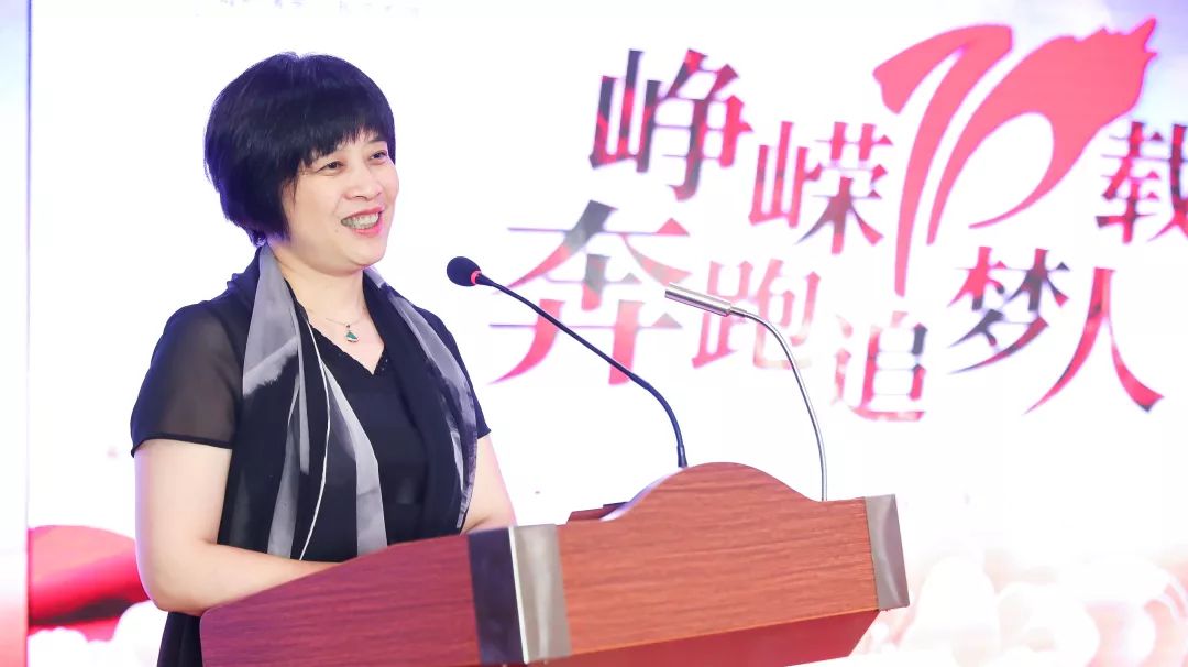 最后,贵宾公司党委书记,董事长李韧寄语:向青年员工提出"520"期望,"5