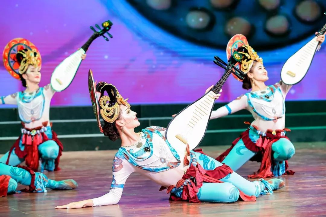 舞蹈《龟兹舞》