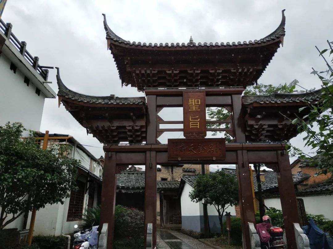 寻觅古村之旅为了能够更快的了解大济村的基本情况,调研团队采用分发