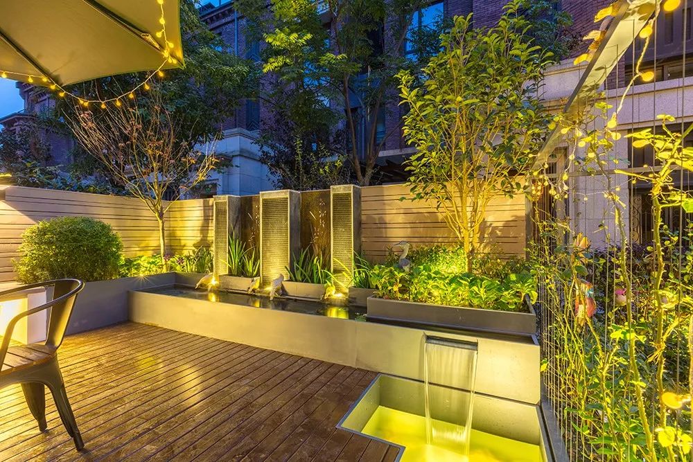 有这样一个水景花园心情简直美爆了