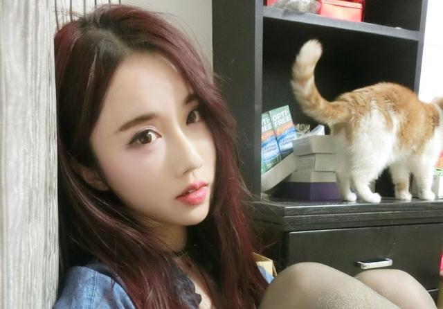 轩子巨2兔cosplay各种角色高颜值穿着打扮气质十足