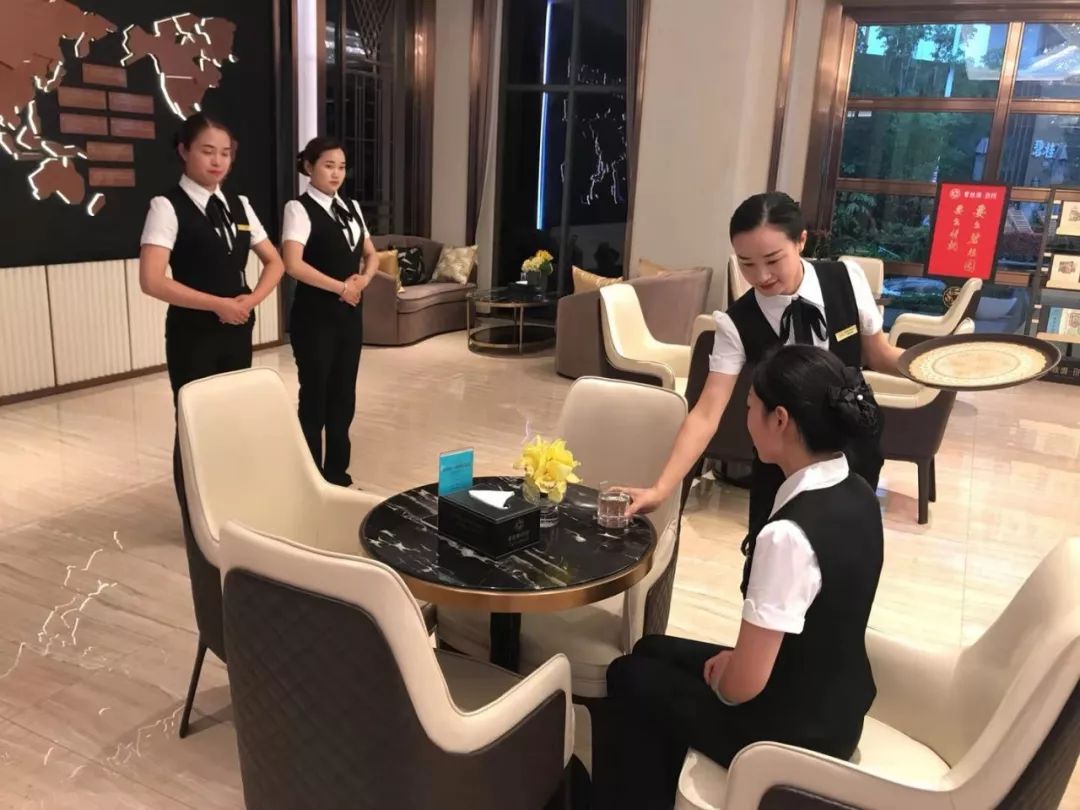 生活美学家|舒城碧桂园物业客服梁舒敏专访