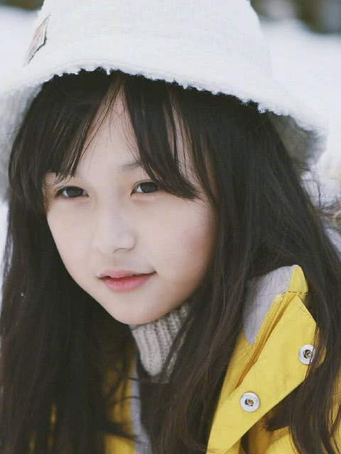 本以为黄磊女儿就够美了,张嘉译"女儿"完美似小仙女