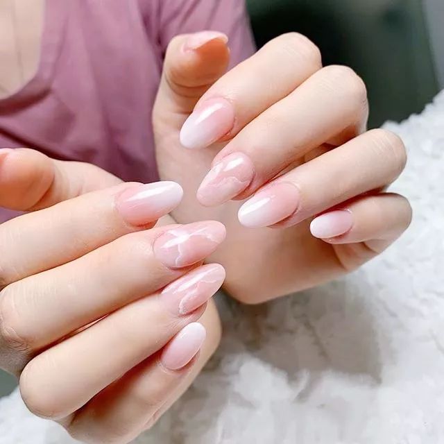 夏天做透白色美甲,太太太太好看了!