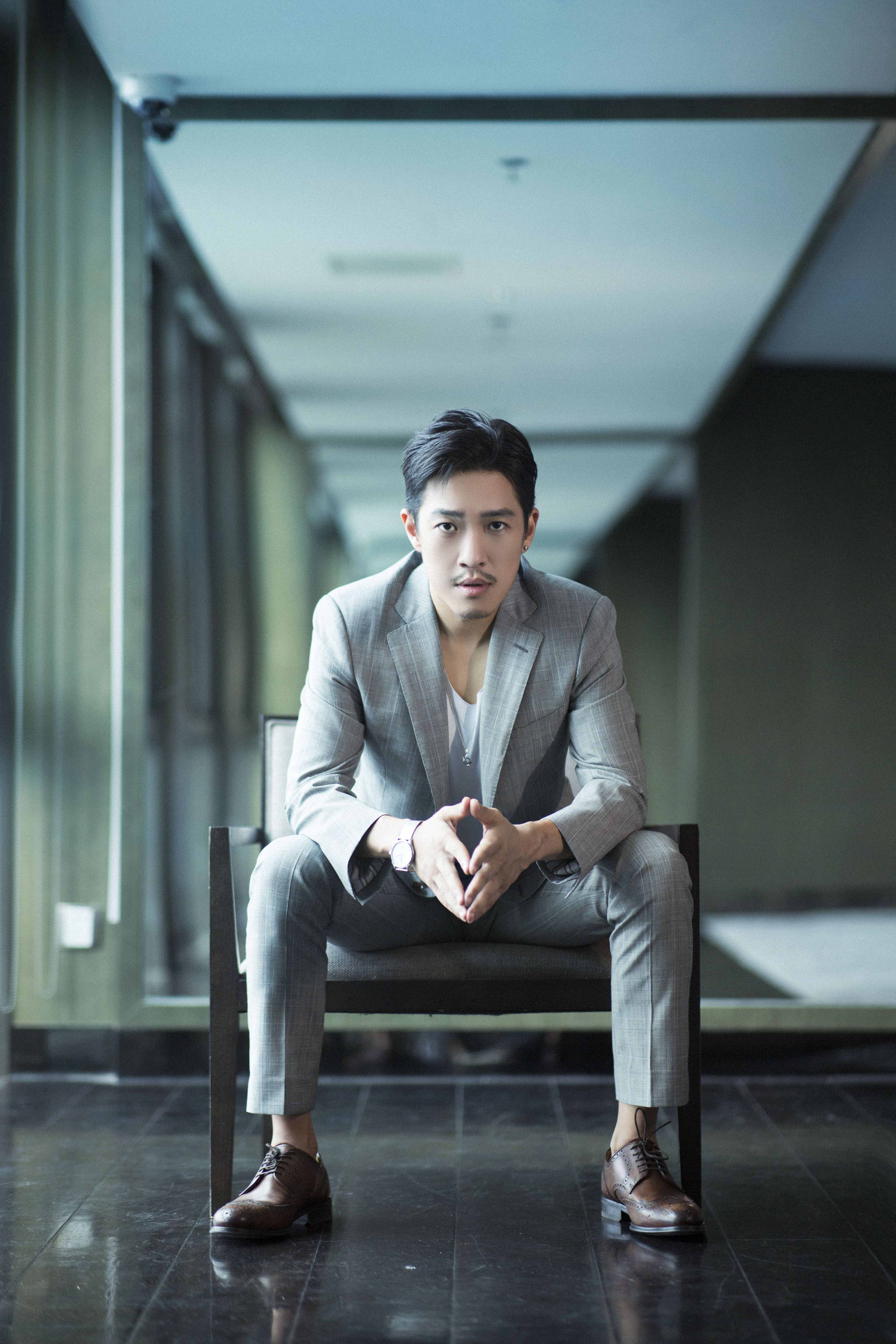 张博宇出席怒海潜沙秦岭神树答谢会铁三角现场狂发糖