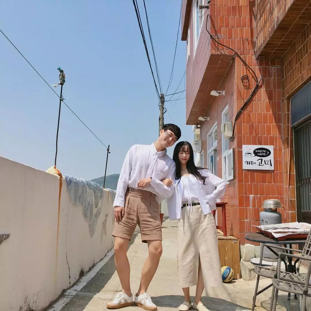 服装搭配男生女生搭配合集情侣装千万别穿一样的像校服真的丑哭了