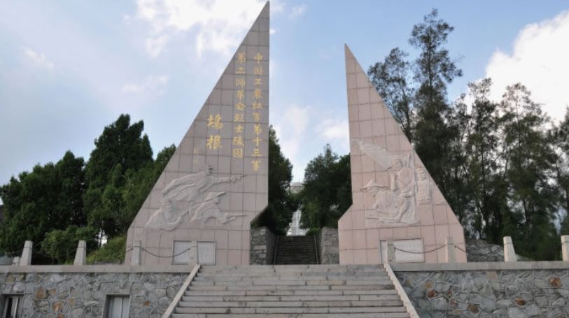 寻找浙江那片红红色精神引领下的多彩坞根