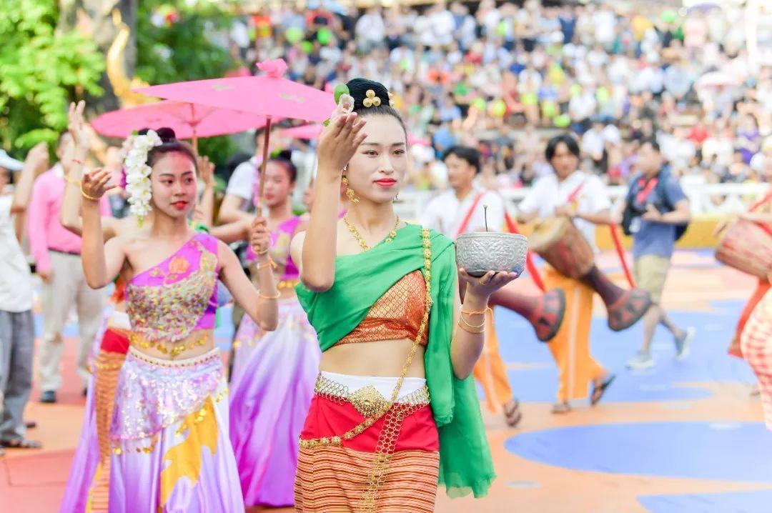 锦绣中华bmai泼水节穿越西双版纳清爽整个夏日