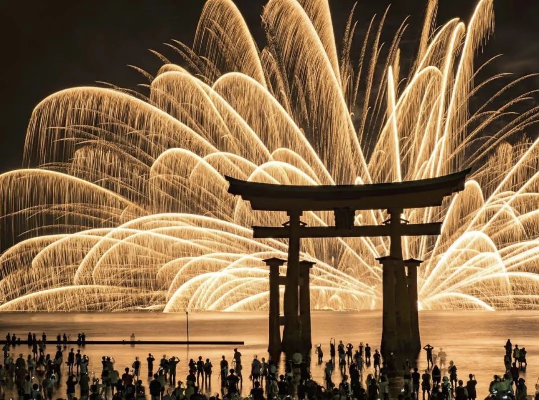 如何玩转100场日本夏日花火大会让她们告诉你