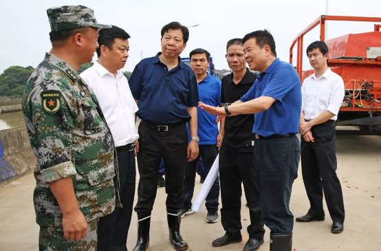 李大剑,株洲市委书记,市人大常委会主任毛腾飞,市委副书记,市长阳卫国