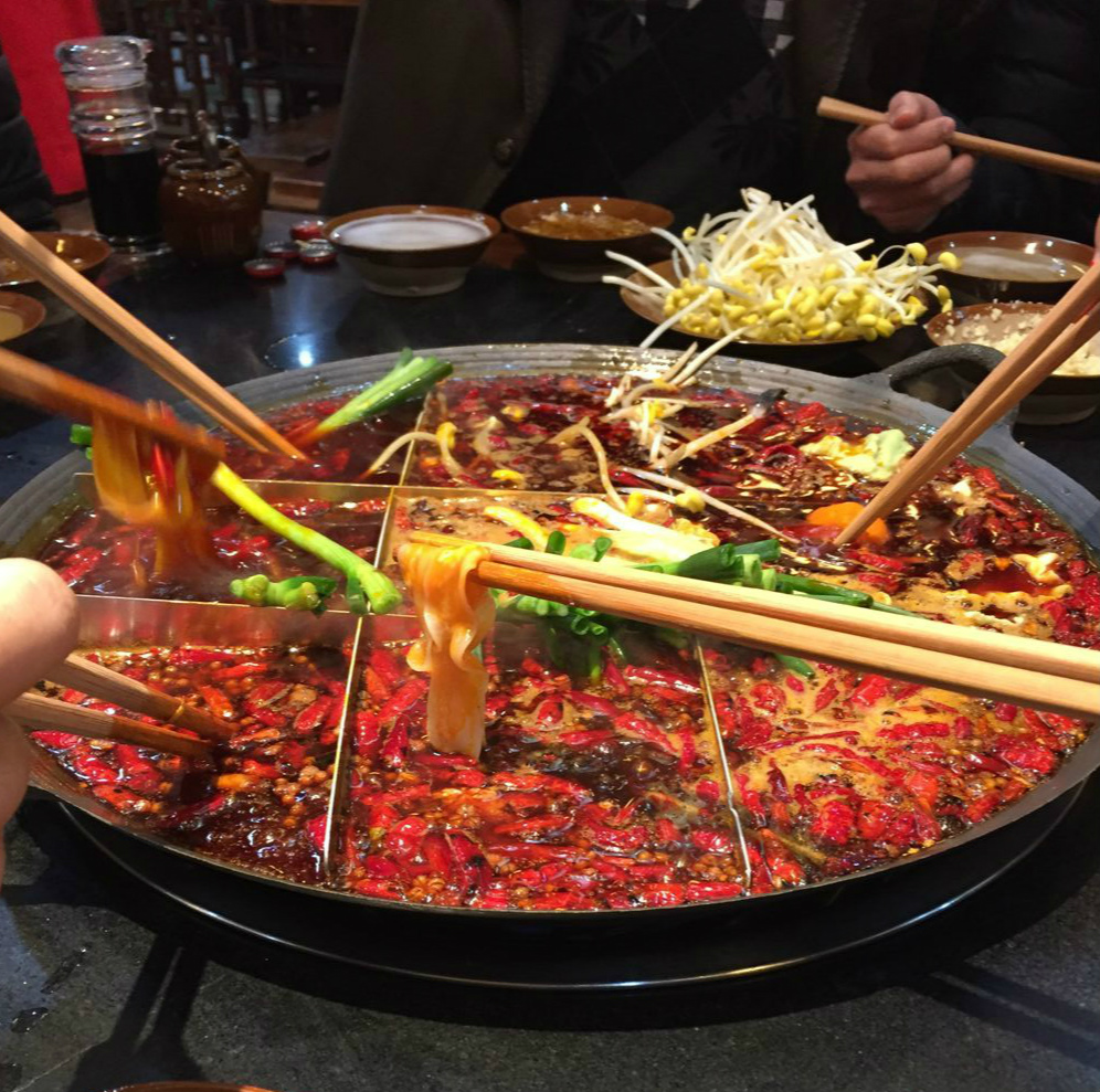 但是,火锅是不能网购的.