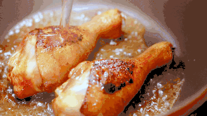 买冻鸡腿时要留意别拿起就走教你3招包准挑到新鲜又好吃的