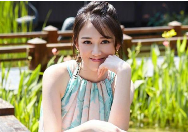 娱乐圈大眼睛的女明星陈乔恩高圆圆上榜第一名眼睛会放电