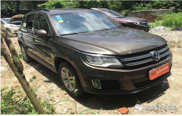 途观-1.8at42011-09 沪l 碰撞车 起拍价:57000奥迪a4l-2.