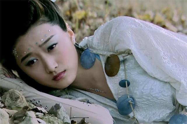 当初她曾参演过仙剑奇侠传,两个人恋爱的时候,而女方又和韩寒在一起