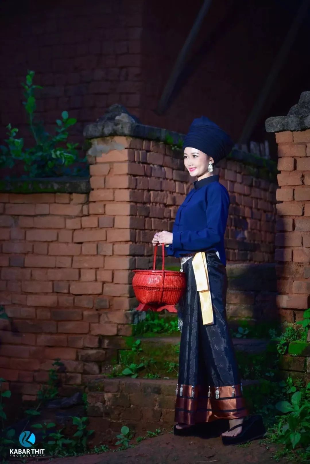 景栋人宣传版保山德宏掸邦北端傣族服装