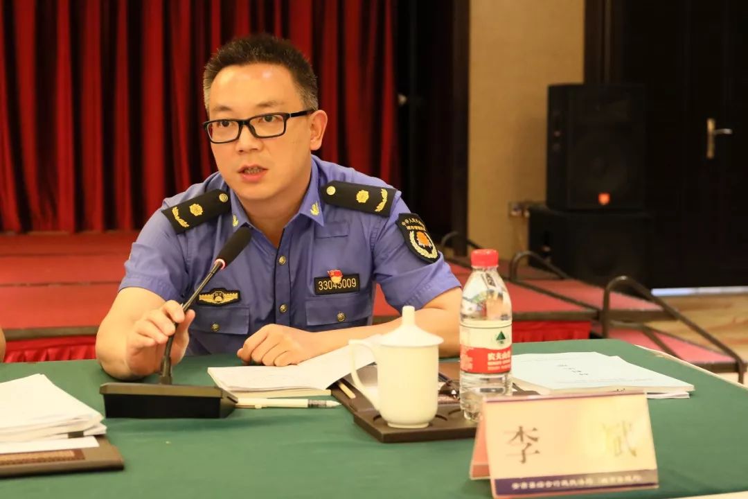 县综合行政执法局(城市管理局)召开贯彻落实县委第79