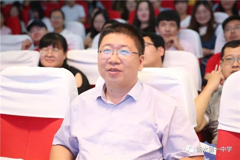 执行校长高国华,李先辉,校长助理,高一四部年级主任贾拴柱,高一一部