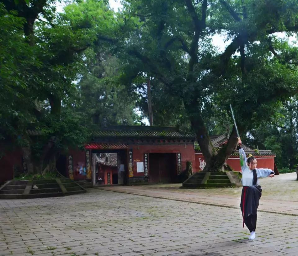 大烟四川省最大的真武祖师道场云台观