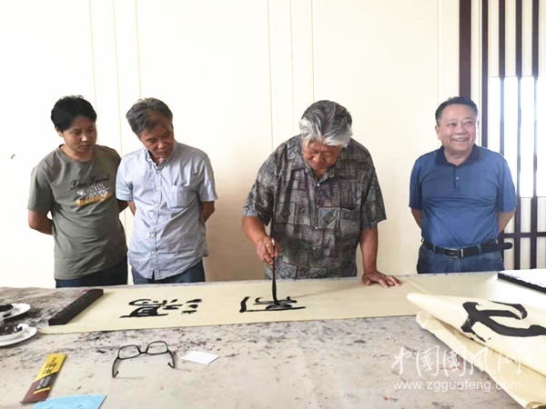 著名书法,篆刻家张乃田受邀来萧采风