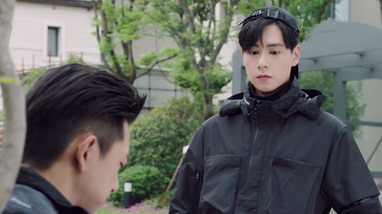 亲爱的热爱的米邵飞败北吴白夺冠韩商言送佟年礼物宣告破产