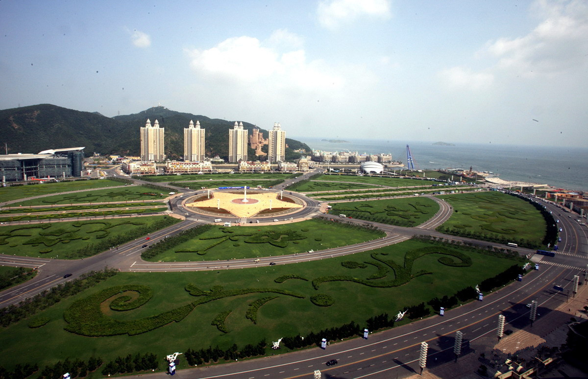 世界第一大广场在中国有4个天安门广场和13个上海人民广场大