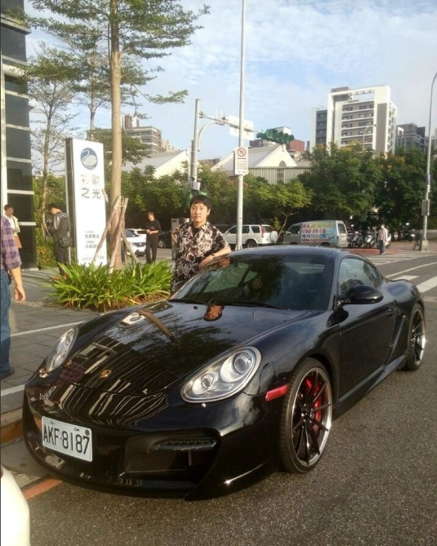 宝岛台湾台北内湖试驾保时捷porsche cayman s 3.