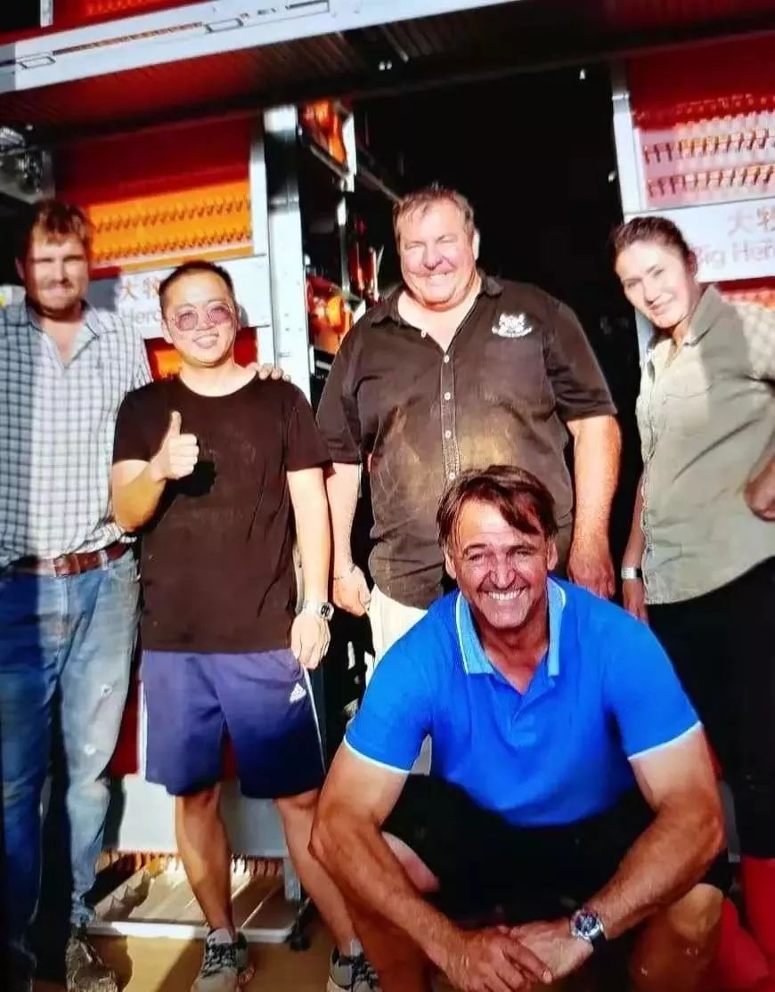 异国他乡的虎郎团记大牧人驻外项目工程师bigherdsmanengineer