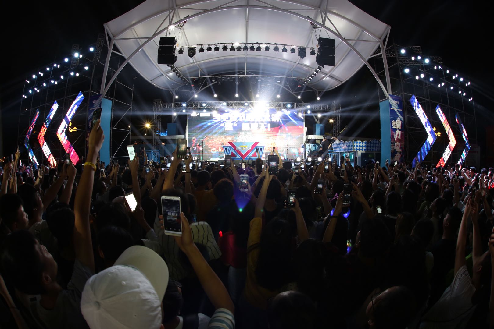 南湖梦幻岛魔力电音节震撼登场