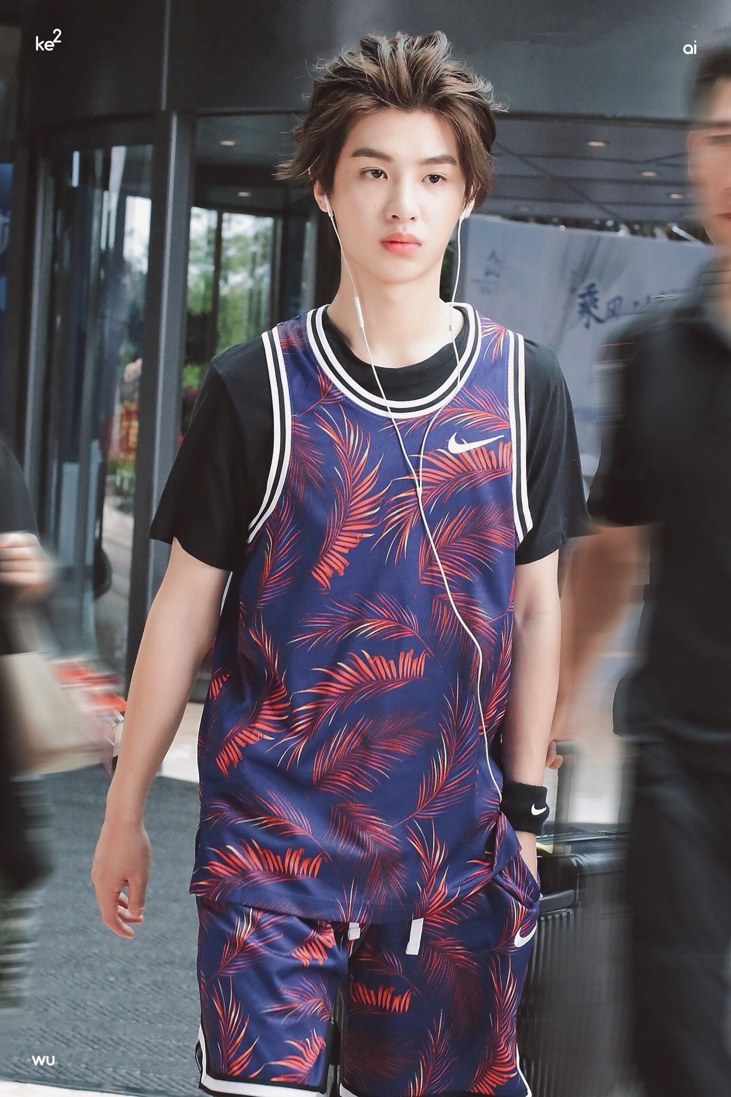 近日饭拍分享令人心动的篮球少年小贾请查收