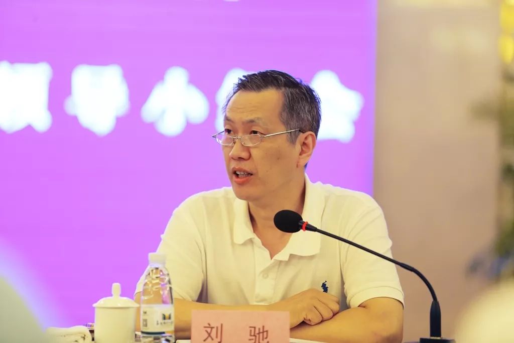 全省"书香门第 耕读人家"农家书屋读书用书活动走进远安