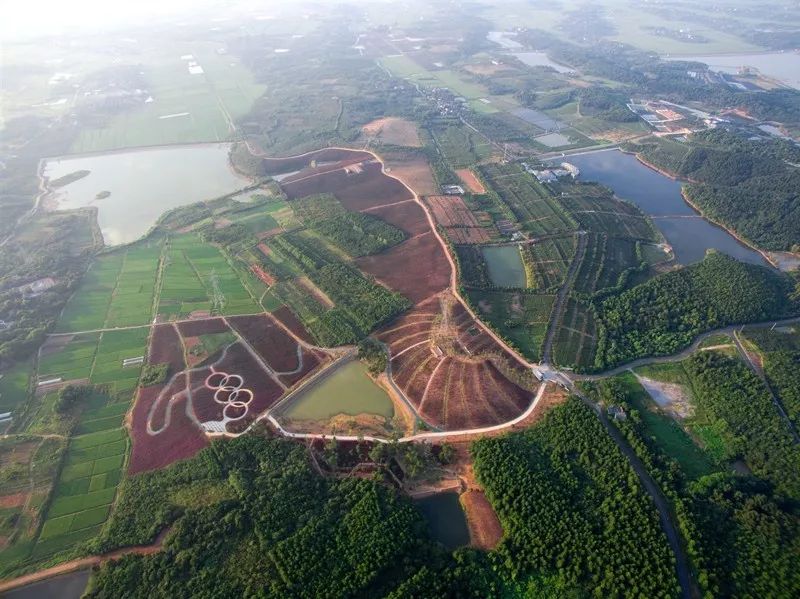 七彩曹山景区介绍图片